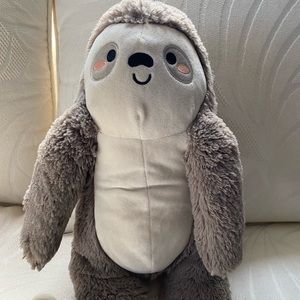 Smoko Urban Outfitters Heatable Sloth Plush